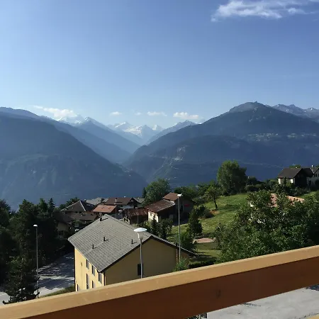 Luxury Chalet In Mollens, Close To Crans-montana *